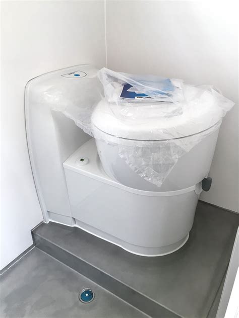 Installation of Cassette Toilet Thetford C223-CS – Overlandys