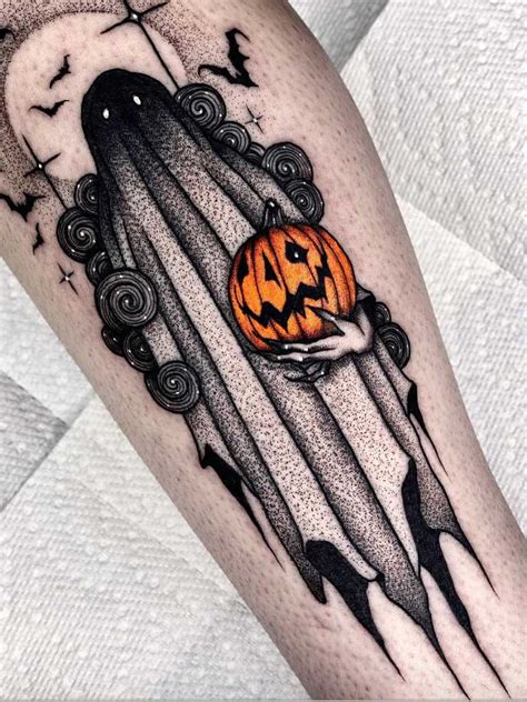 30 Tattoos for Anyone Who's Obsessed With Halloween | CafeMom.com