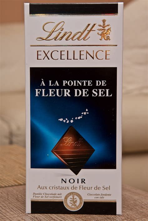 Chocolat Excellence Noir à la Pointe de Fleur de Sel 100g par Lindt