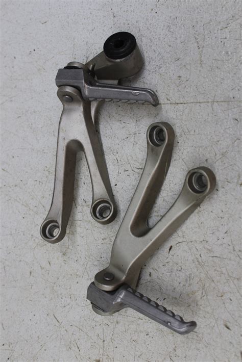 2002 KAWASAKI NINJA ZX6R ZX600J REAR BACK PASSENGER PEG SET PAIR EBay