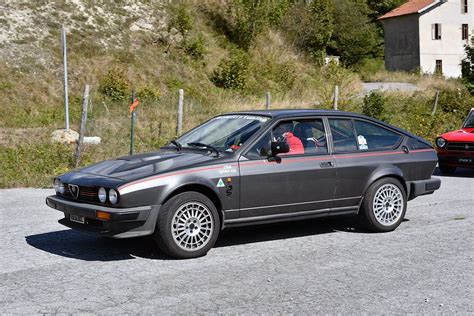 Alfa Romeo Alfetta Gt Gtv Buyer S Guide Artofit