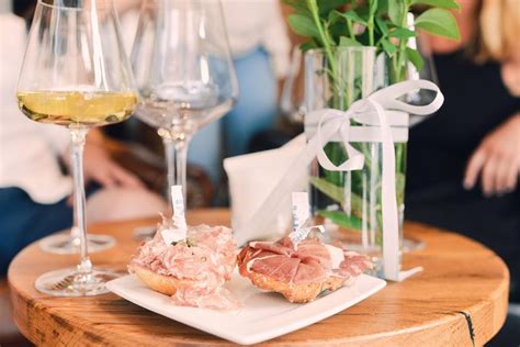 Tripadvisor Tour A Piedi Di Bolzano Wine More Con Un Esperto Di