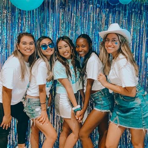 Houston Chi Omega S Instagram Post Looking Back On Bid Day From