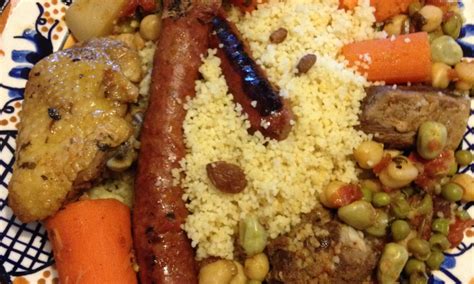 Couscous Royal Agneau Poulet Merguez Je M Invite Chez Vous