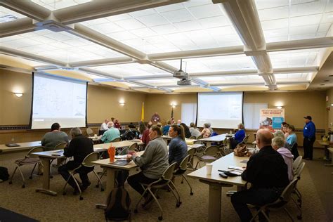 Seniors Safely Dive into the Digital Age with PVT’s Community Care