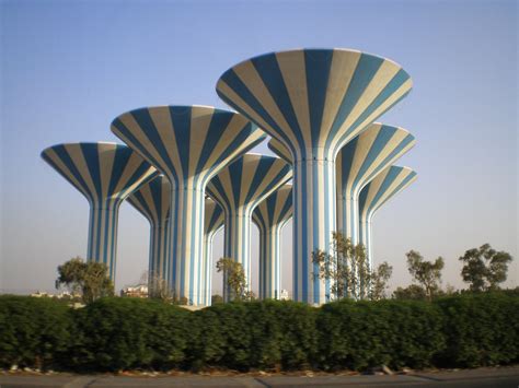 Kuwait Water Towers Water Reservoirs The Shape Is Pretty Flickr