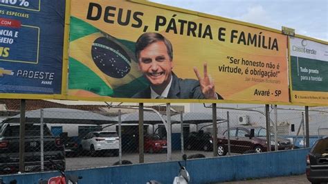 Novo Outdoor Em Apoio A Bolsonaro é Inaugurado No Centro De Avaré