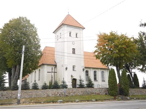 Bobowo Kościół św Wojciecha w Bobowie Atrakcje turystyczne Bobowa