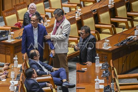 Duka Cita Anggota Dewan Atas Tragedi Kanjuruhan Antara Foto