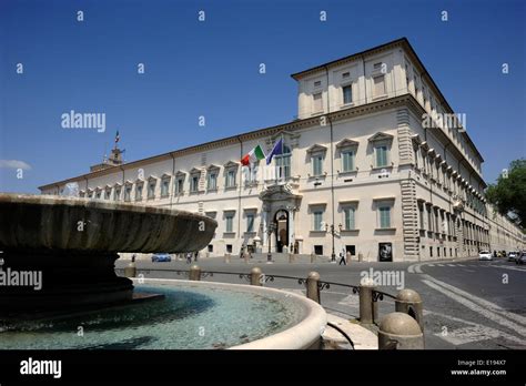 Palazzo Quadrato Del Quirinale Immagini E Fotografie Stock Ad Alta