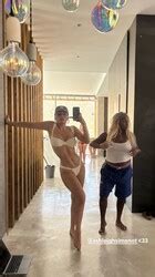 INSTA Dafne Keen In Bikini Mirror Selfie Phun Org Forum