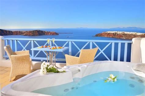 5 Hoteles en Santorini con Jacuzzi al aire libre