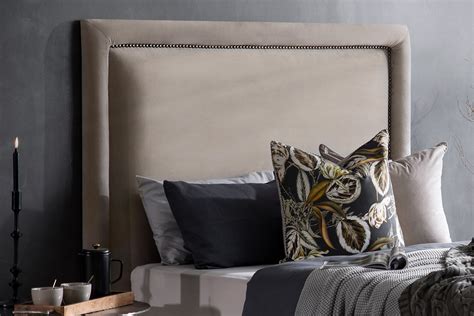 Elizabeth Double Headboard Cielo