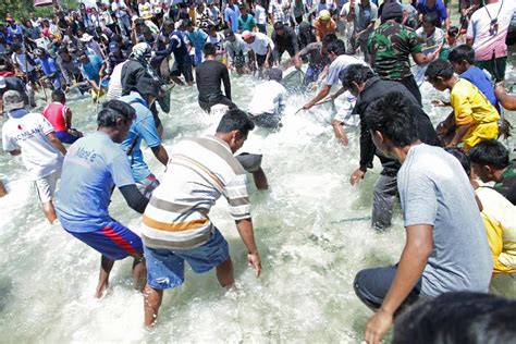 Manee Tradisi Menangkap Ikan Di Kepulauan Talaud