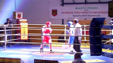 Walka Mateusz Dubanowicz Vs Kamil Kuzmicz Na Gali Boksu W Pionkach