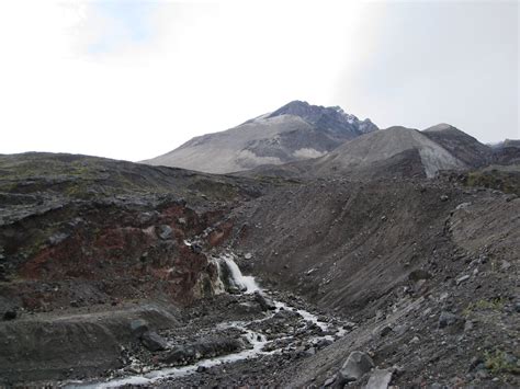 Loowit Creek And Mount St Helens The Melt From Crater Glac Flickr