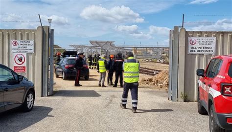 Operaio Morto Schiacciato Da Una Ruspa All Ipem Di Brindisi Aveva