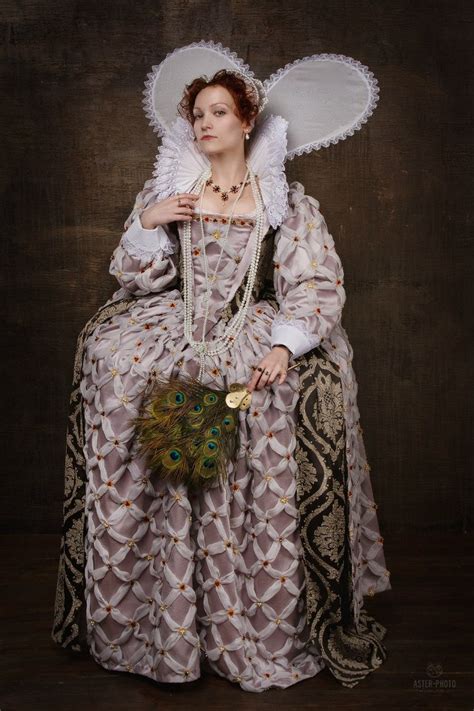 Elizabeth I Reign Fashion Tudor Fashion Renaissance Fashion Fashion