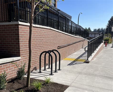 Montrose Square - New Rhodes Construction