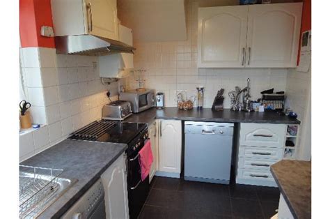 3 Bedroom Semi Detached House Let In Worthing Bn13