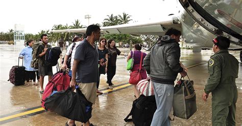 Desperation rises in storm-battered Acapulco