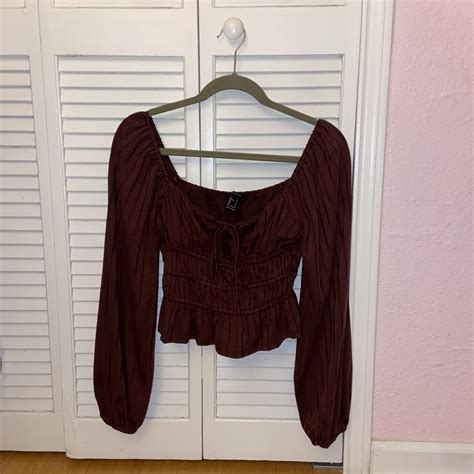 Brown Peasant Top 🤎 Super Stretchy Cropped Tie Depop