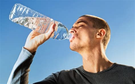 beber água beber água 3 alimentos que ajudam quem não gosta de