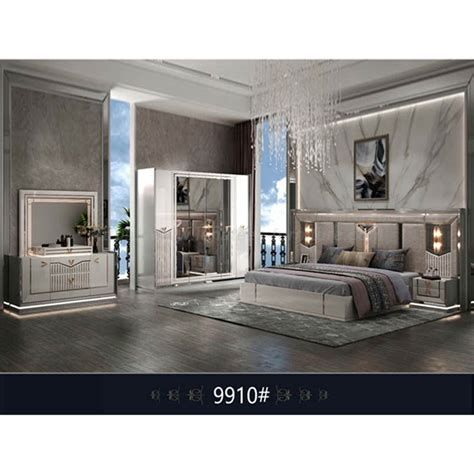 Luxury Royal Bedroom Furniture Set