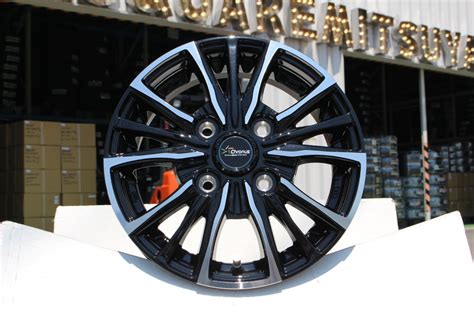 HOT STUFF Chronus CH 株式会社タイヤスクエアミツヤ