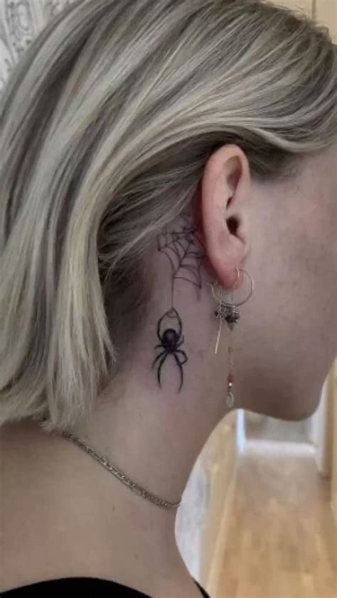 spider tattoo | Dövme mürekkebi, Klasik dövmeler, Dövme stili