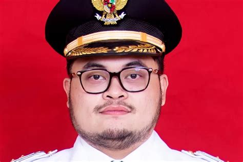 Nyaris Rp Miliar Cek Lhkpn Bupati Kediri Hanindhito Himawan Pramana