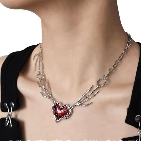Ins Japanese And Korean Millennium Hot Girl Red Oil Spot Glaze Love Paw Design Necklace