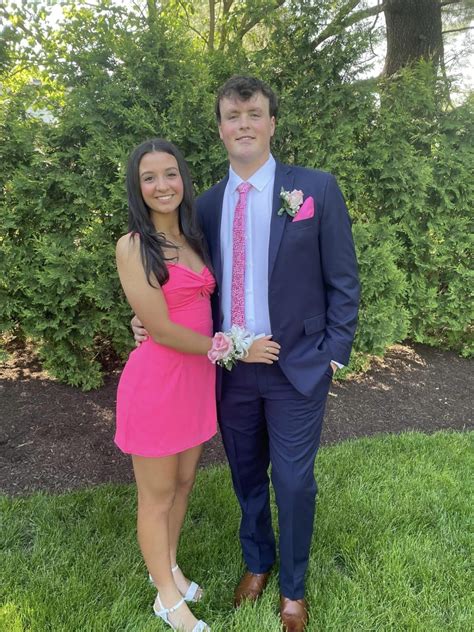 Conard High School Senior Prom Photo Gallery We Ha West Hartford News