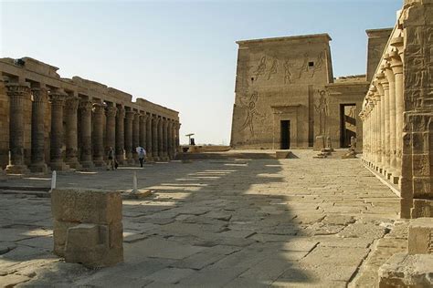 Patrimonio De La Humanidad Monumentos De Nubia De Abu Simbel A File