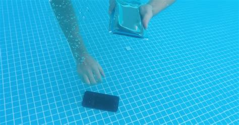 Is the iPhone 11 Waterproof? - WaterproofWiki