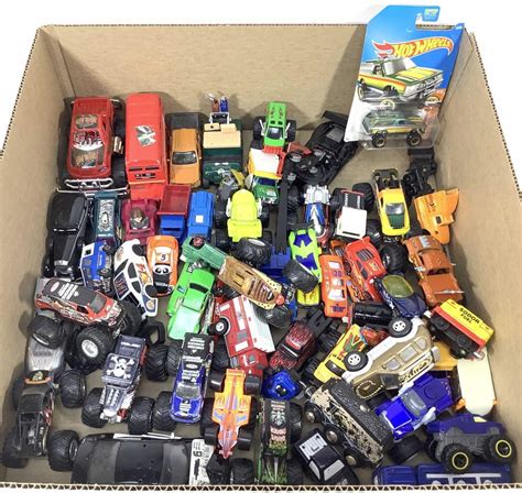 Lot 60 Toy Cars Tonka Hot Wheels Matchbox