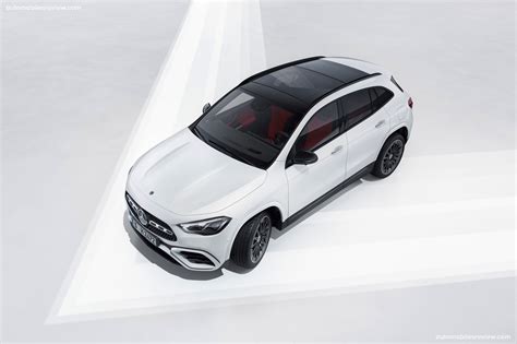 Mercedes Benz GLA 2024 Picture 3 Of 6