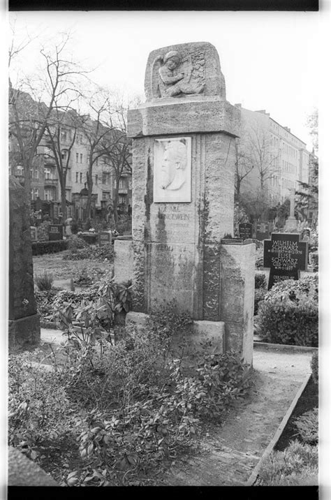 Kleinbildnegative Historischer Friedhof Alter St Matth Us Kirchhof