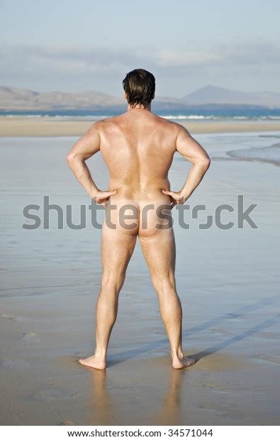 Thousand Naked Men On Beach Royalty Free Images Stock Photos Pictures Shutterstock