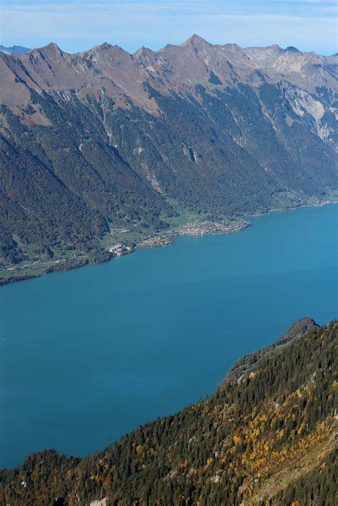 Brienzersee Mit Brienzer Rothorn Im Hintergrund In Den Ber Flickr