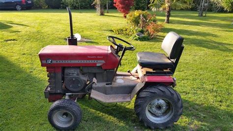 Tracteur Massey Ferguson 12 A Vendre