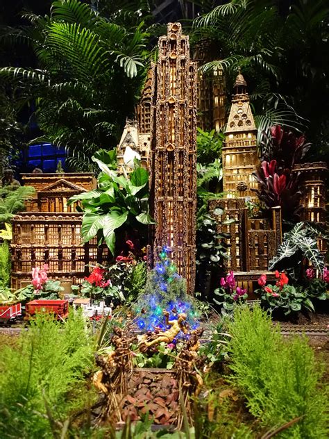 J-TWO-O: 2016 NYBG Holiday Train Show