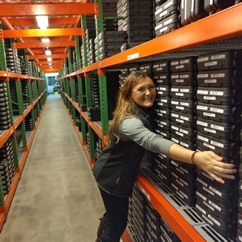 Hot Sexy Lena Miculek Bikini Pics