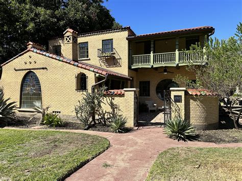 1938 Hutsell-designed home in Lakewood listed for $1.6 million