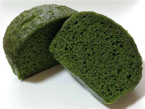 【食べてみた】もっちり好きさん注目！ローソンの「もっちり抹茶蒸しパン」餅レベルのもちもち食感だった！？