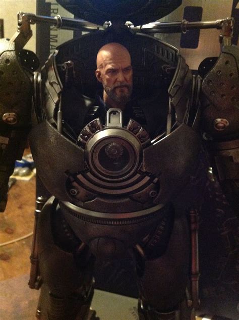 Pin By Jacob Ishii On Statues And Hot Toys We Own Hot Toys Character