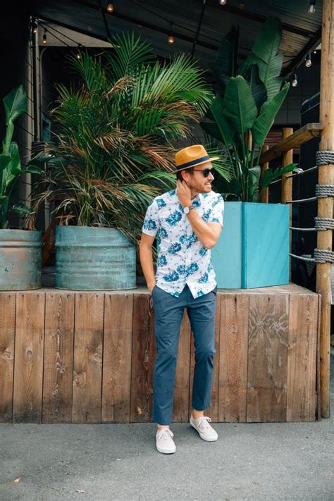 Arriba 86 Imagen Male Hawaiian Outfit Abzlocal Mx