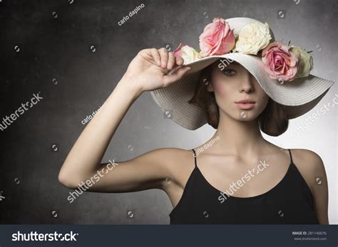 Fashion Summer Closeup Portrait Sexy Brunette Stock Photo Shutterstock