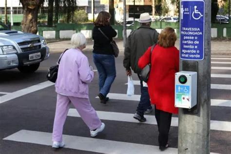 Quais Cuidados São Necessários Ao Transportar Pessoas Idosas - Cuidados no trânsito com o idoso: um apelo à segurança de idosos e ...