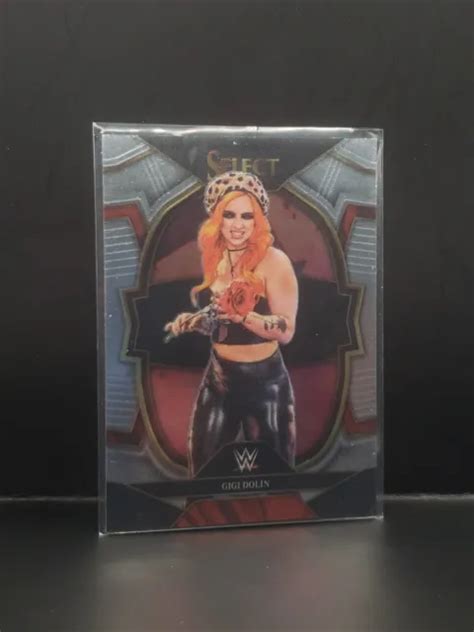 GIGI DOLIN 2023 Panini Select WWE Concourse 83 Comme Neuf NXT EUR 0 45